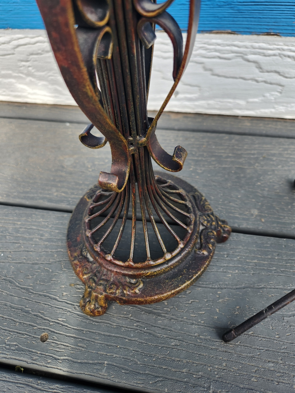 Ornate Metal Candle Holder - Rustic Bronze Finish - Picture 3 of 4